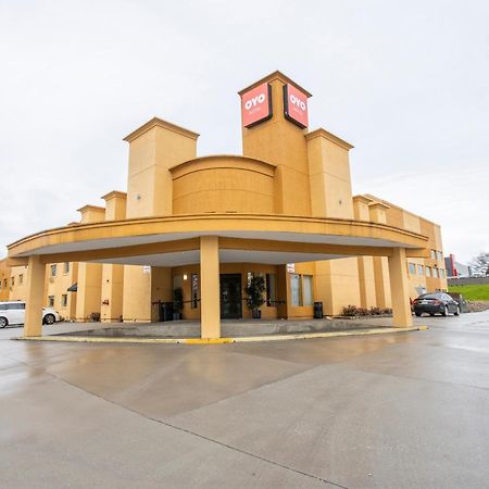 Oyo Hotel Knoxville Tn Cedar Bluff I-40 Екстер'єр фото