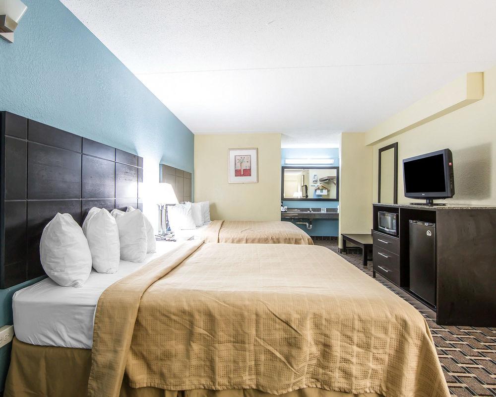 Oyo Hotel Knoxville Tn Cedar Bluff I-40 Екстер'єр фото