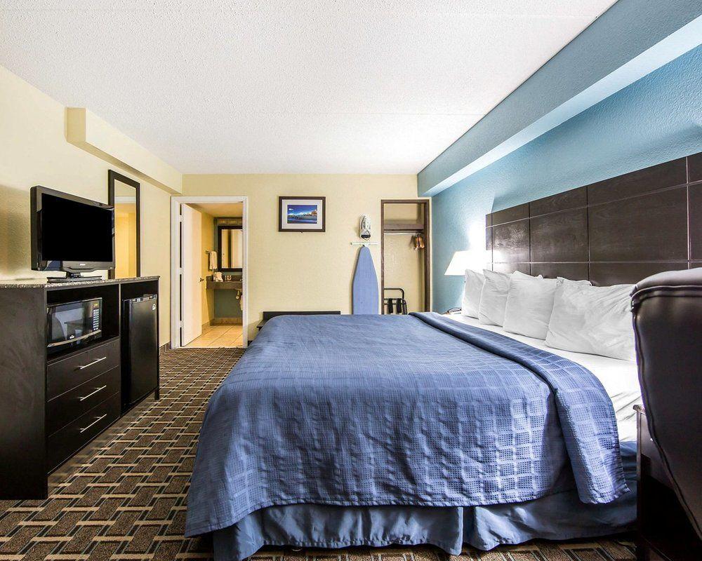 Oyo Hotel Knoxville Tn Cedar Bluff I-40 Екстер'єр фото