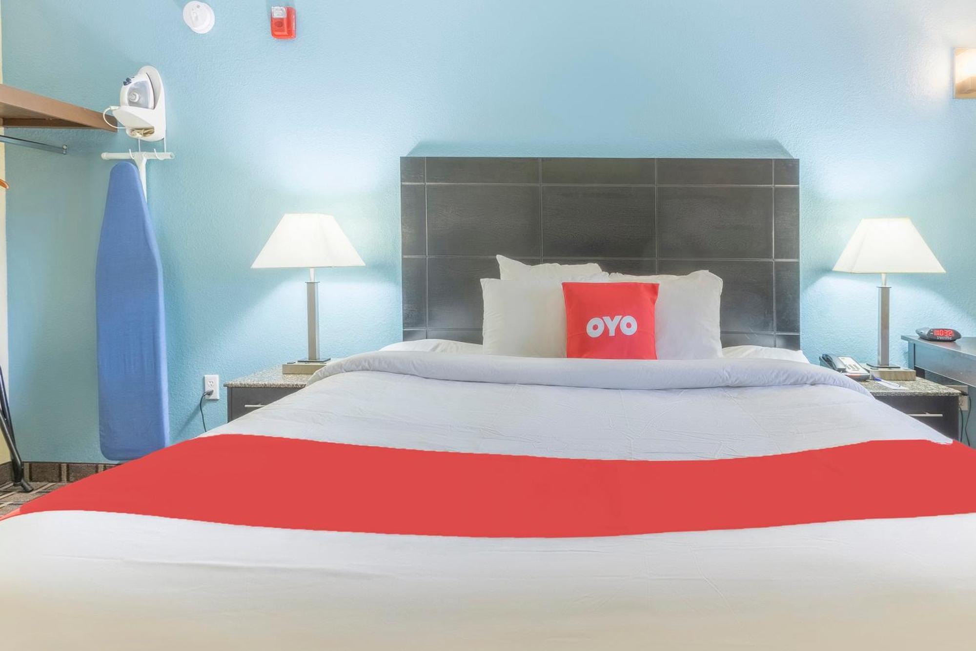 Oyo Hotel Knoxville Tn Cedar Bluff I-40 Екстер'єр фото