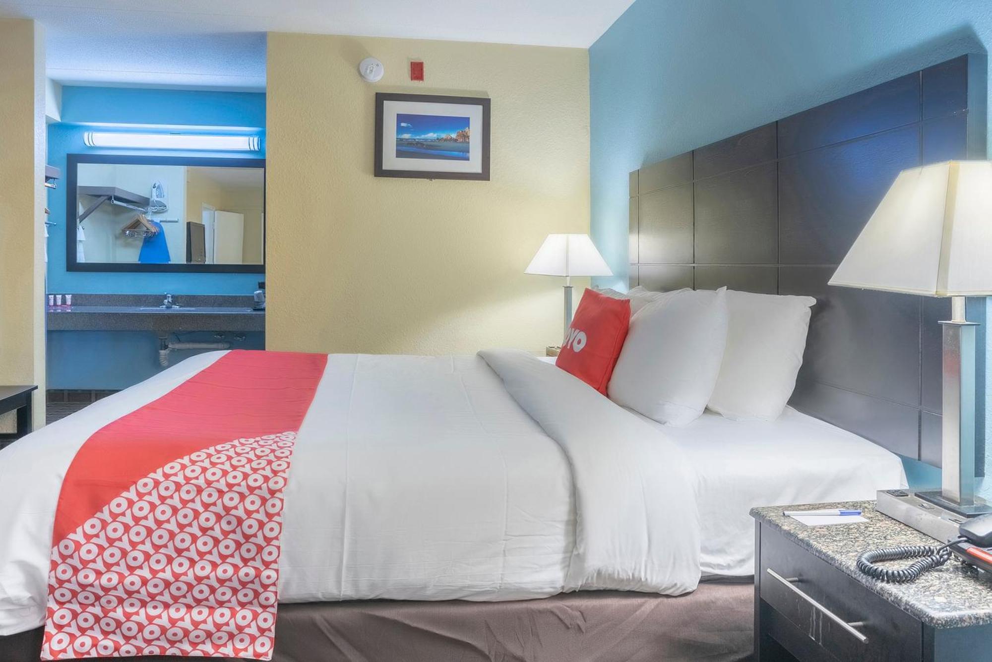 Oyo Hotel Knoxville Tn Cedar Bluff I-40 Екстер'єр фото