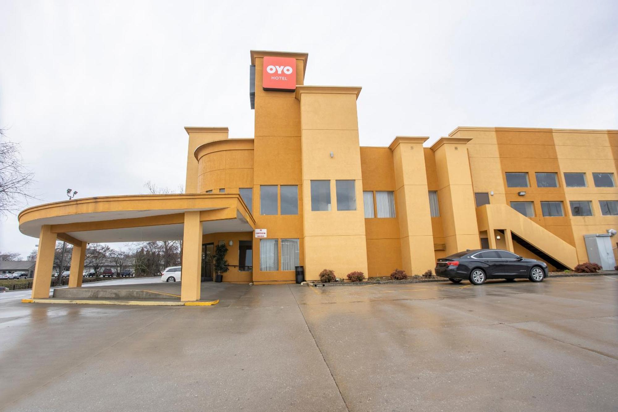 Oyo Hotel Knoxville Tn Cedar Bluff I-40 Екстер'єр фото