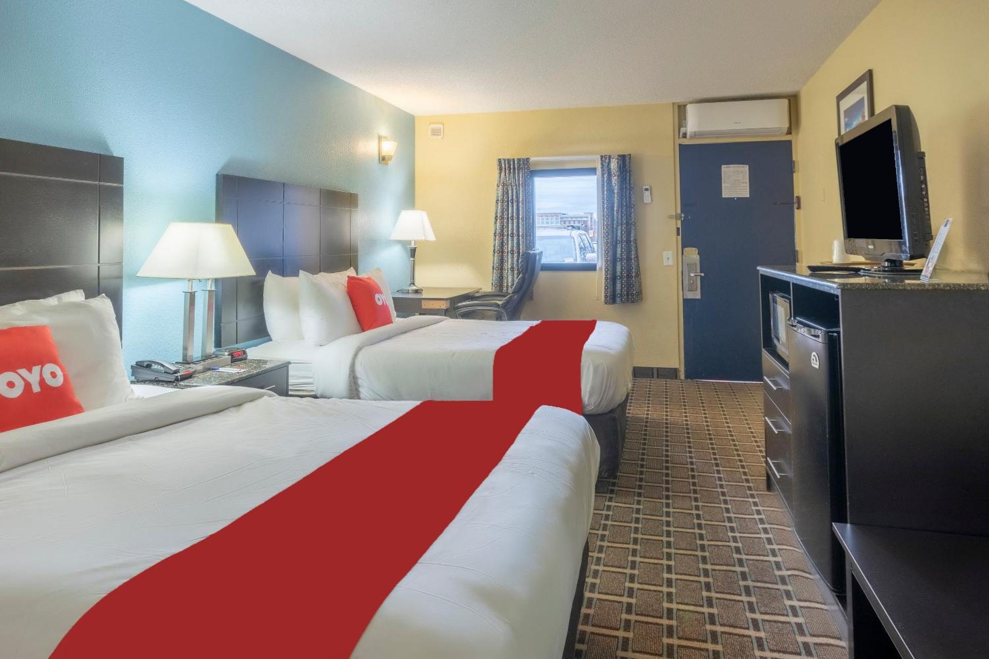 Oyo Hotel Knoxville Tn Cedar Bluff I-40 Екстер'єр фото